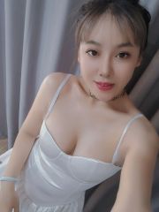 小姐姐逼紧水多多