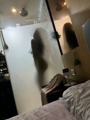 服务不错的大奶妹子