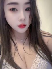 吹箫一级棒的大胸美妇