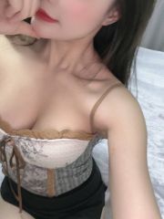 朝阳性感大胸妩媚小姐姐