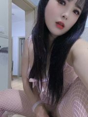 粉嫩鲍鱼穿着黑丝高跟操