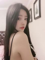 气质女孩性感女神化身