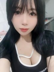 娇小可爱童颜巨乳