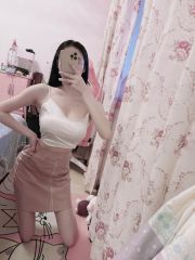 深圳性感娇嫩小妹子粉鲍多汁