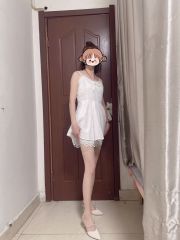 马台街丝足小姐姐。