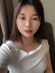 兼职小姐水多身材好 刚下海人骚b紧