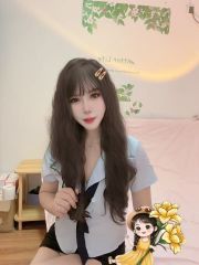 天河骚货白嫩妹