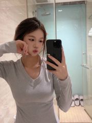 温柔白嫩水多嫩妹