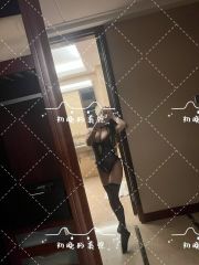 后入极品御姐初晚