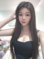 身材苗条小甜美