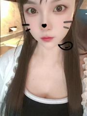 最美哺乳期宝妈，能吸会夹可喝奶