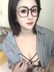 敏感体质妹子，丰满会撒娇