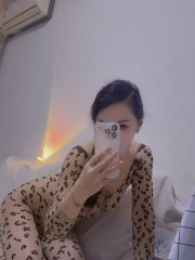 极品粉嫩白虎肥鲍妹妹