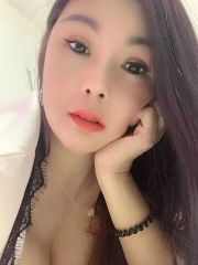 良家圆润翘臀少妇