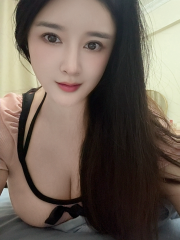 迷人大胸嫩妹活好