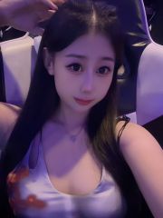 苏州长腿粉嫩多汁美乳翘臀骚骚女