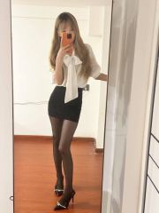 嫩妹活好 多汁粉穴.