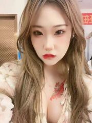 性感身材尤物可舌吻