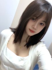 年轻美女特别主动配合